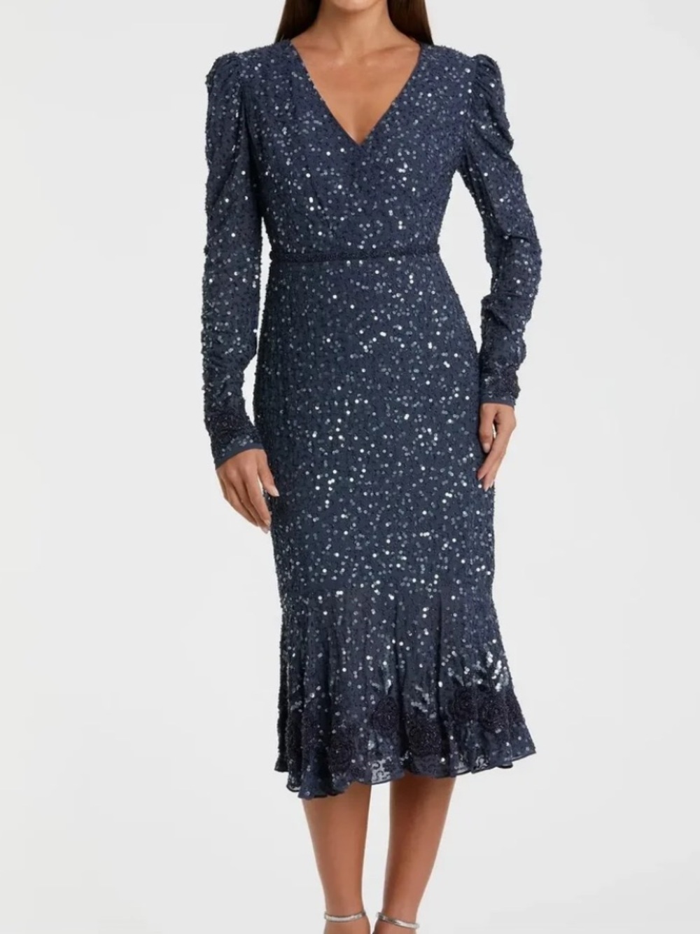 (A) BNWT MAC DUGGAL
Blue Sequin Dress with Embellished Hemline and Belt 10740